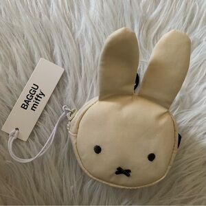 Baggu x Miffy Cream Coin Purse